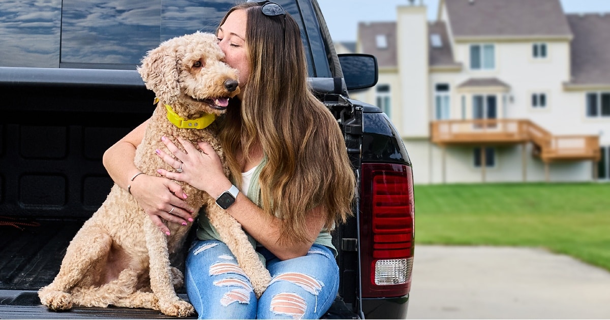 Best Invisible Fence for Dogs: Underground vs Wireless Dog Fences Best Invisible Fence for Dogs: Underground vs Wireless Dog Fences